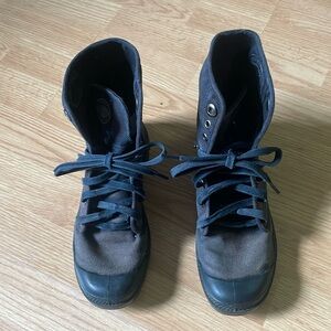 90s grunge Palladium high tops